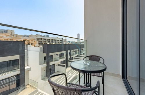 Jumeirah Village Circle Apartment | Cozy Studio with Peaceful Community Views, Just Steps from Parks & Circle Mall