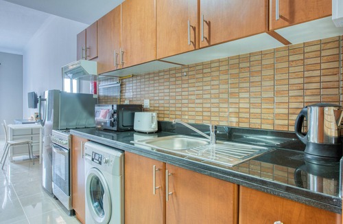 Dubai Apartment | Cozy studio with with Balcony in JVC