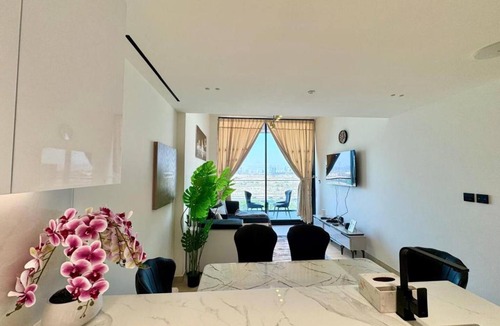Jumeirah Village Circle Apartment | Cozy & Stylish 1br Apt Jvc Pool & Parking