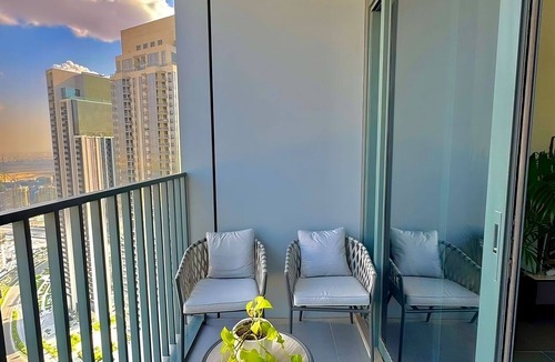 Dubai Apartment | Creek Edge 1-bedroom with WiFi ,High floor, Creek Harbour view