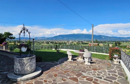 Cantalupo Apartment | Delizioso appartamento collinare