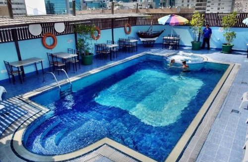 Al Muraqqabat Apartment | Deluxe Room Near By Deira Clocktower