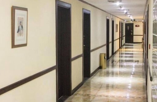 Al Muraqqabat Apartment | Deluxe Room Near By Deira Clocktower