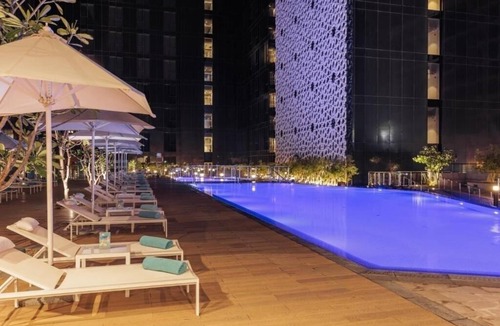 Garhoud Apartment | Deluxe Room Near GGICO Metro Station