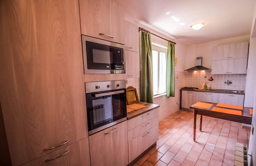 Melezzole House | Detached house with private pool 1,5 km from shops and restaurant. AC & Wi-fi