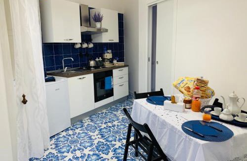Piazza-Tralia-Pendolo Apartment | Dolci Ricordi