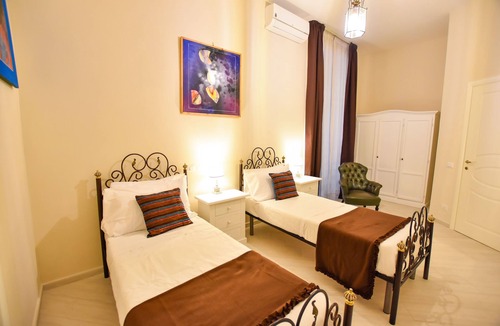 Montecalvario Bed & Breakfast | Domus Borbonica