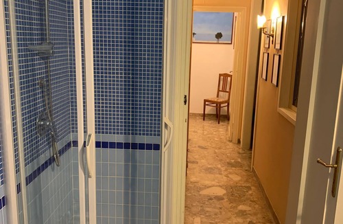 Fuorigrotta Bed & Breakfast | Domus Diocleziano, la tua casa lontano da casa! Comoda, sicura e accogliente!