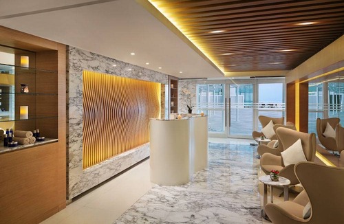 Dubai Marina Hotel | DoubleTree by Hilton Dubai Jumeirah Beach