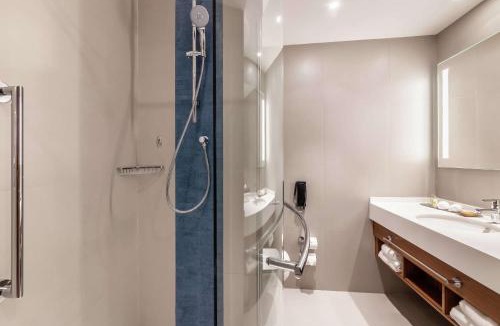 Jadaf Hotel | DoubleTree by Hilton Dubai Al Jadaf