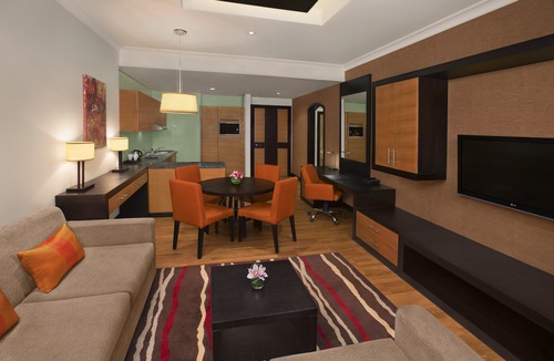 Al Barsha 1 Hotel | DoubleTree by Hilton Hotel and Residences Dubai – Al Barsha