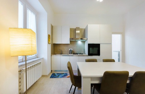 Montecalvario Apartment | Downtown, serene nights overlooking quiet garden, GARDEN HOUSE
