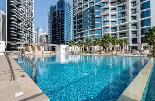Downtown Dubai Apartment | Dream Inn - 2BR Apartment in Business Bay with canal view
