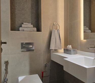 Dubai Apartment | Dubai Airport Hostel