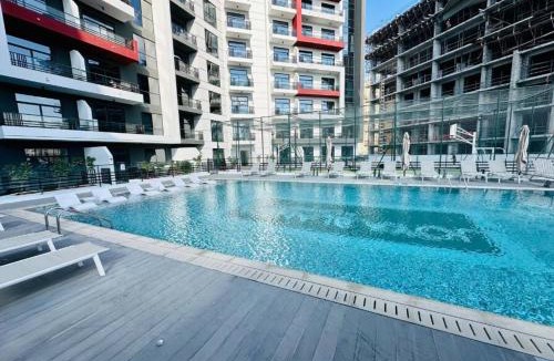 Al Barsha Apartment | Dubai Arjan Studio - Near Miracle Garden, Hills Mall & Attractions
