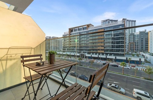 Nad Al Sheba Apartment | Dubai Dream View Studio