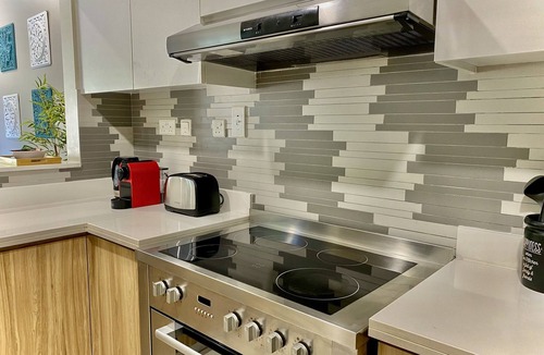 Dubai Villa | Dubai Family Bliss: 3-Bed Gem!