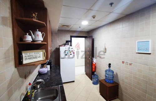 Dubai Hostel | Easy Stay : Solo Hygge's Hood