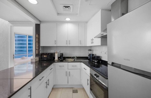 Jumeirah Lake Towers Apartment | Elegant 2BR in Lakeview Terrace Apartment Dubai