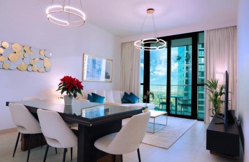 Bur Dubai Apartment | Elegant Apartment with Direct access to Dubai Mall