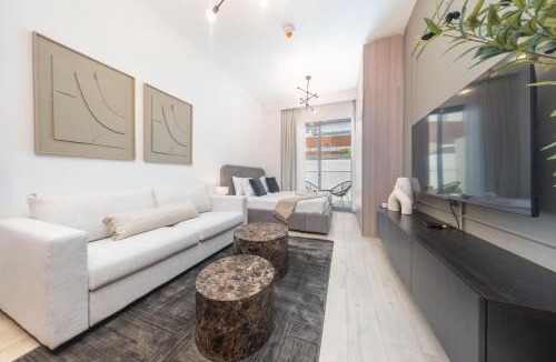 Jumeirah Village Triangle Apartment | Elegant Studio in JVT Sleeps 3 with Balcony