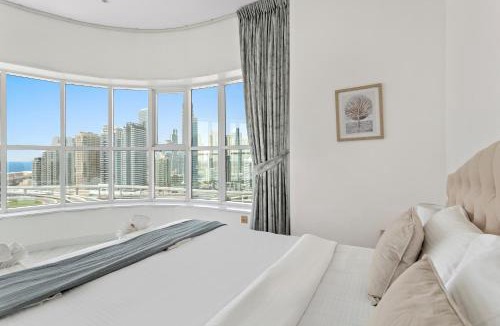 Jumeirah Lake Towers Apartment | Elegant Studio with a View