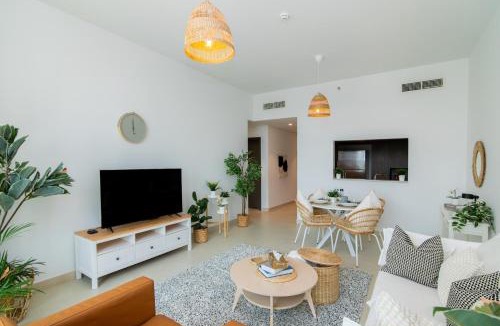 Bur Dubai Apartment | Elite Escape Holiday Home - 2 BHK Getaway with Burj Khalifa View and Dubai Mall Access - 1507