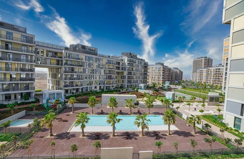 Dubai Production City Apartment | Elite Inn: Dania3 Cosy Elegant Studio at Midtwon IMPZ Dubai