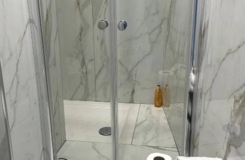 Naples House | Emerald Rooms: Deluxe Double Room