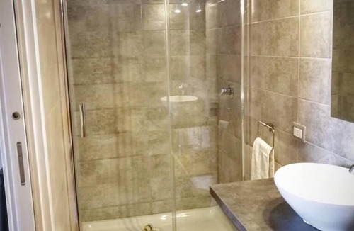 Naples City Centre Bed & Breakfast | EmyJo Central B&B