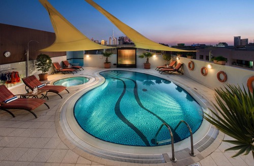 Al Mankhool Apartment | ENJOY YOUR LUXURIOUS RESIDENCE WITH THE COMFORTS OF A HOTEL