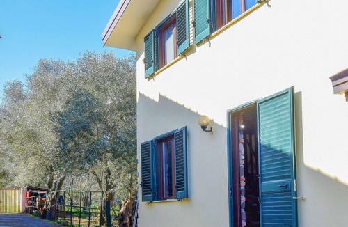 Palmi House | Enjoy your vacation in this beautiful vacation home.
