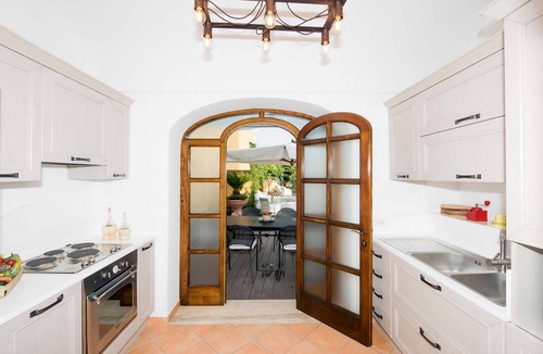 Arienzo Villa | Estate4home - Villa degli dei