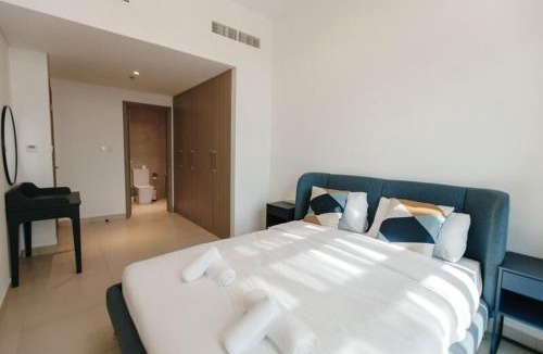 Nad Al Sheba Apartment | Exclusive 2BR With City View