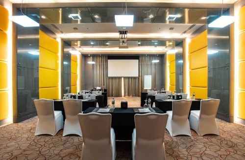 Al Qusais Apartment | Executive Room In Al Qusais 3 By Luxury Bookings AD