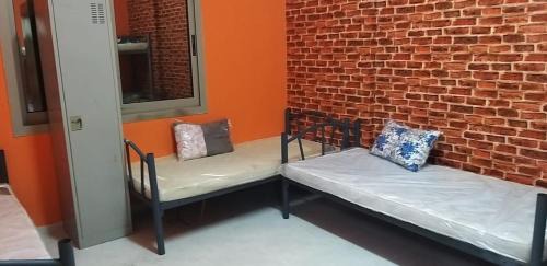 Al Qasimia Hostel | Executive Sharing Bed With Other Male Guests