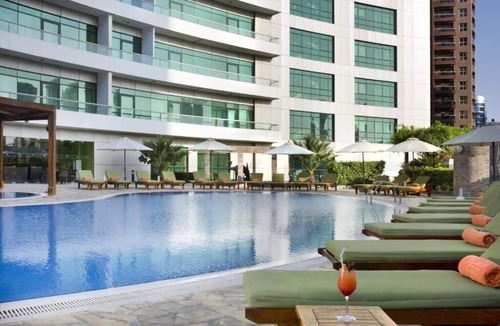 Barsha Heights House | Executive Three Bedroom Apartment Near Internet Metro Station By Luxury Bookings