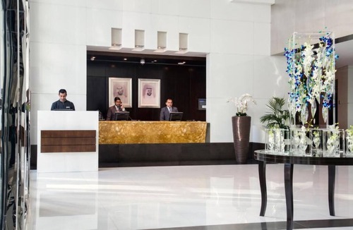 Barsha Heights House | Executive Three Bedroom Apartment Near Internet Metro Station By Luxury Bookings