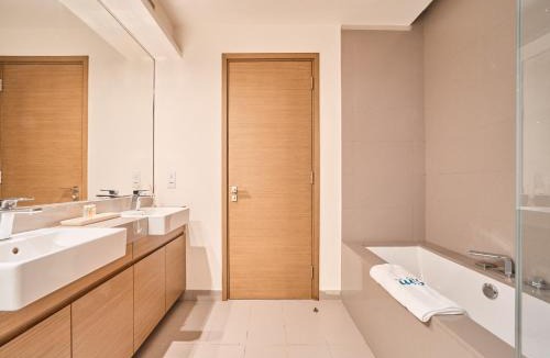 Al Wasl Apartment | FAM Living City Walk - Opposite City Walk Mall - 2A