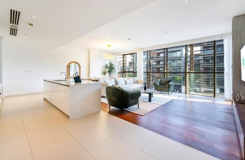 Al Wasl Apartment | FAM Living - City Walk - Opulent Living