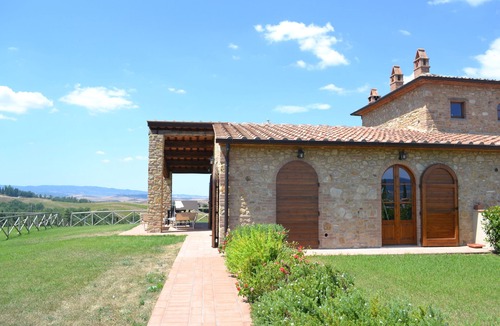 Volterra Apartment | Fantastic semi-detached villa with panoramic terrace and pool close to Volterra.