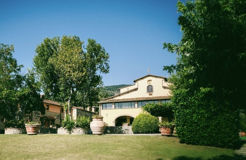 San Donato in Fronzano Resort | Farmhouse in San Donato Fronzano
