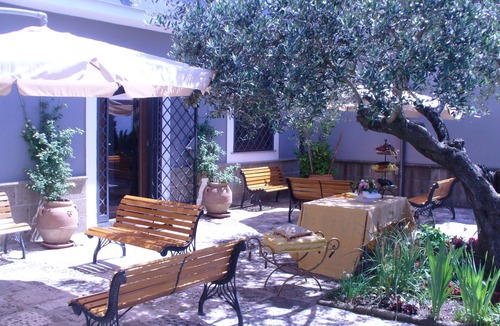 Castel Campagnano House | FARMHOUSE "NEST OF THE EAGLE"
