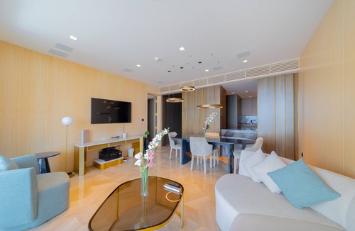 Palm Jumeirah Apartment | Fascinating 1BR with Sea View at FIVE Palm