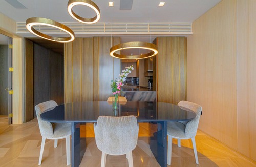 Palm Jumeirah Apartment | Fascinating 1BR with Sea View at FIVE Palm