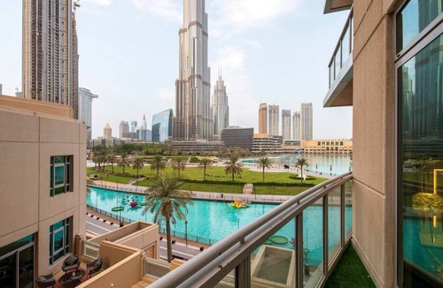 Downtown Dubai Apartment | FIRST CLASS | 2BR | Burj Khalifa & Fountain view