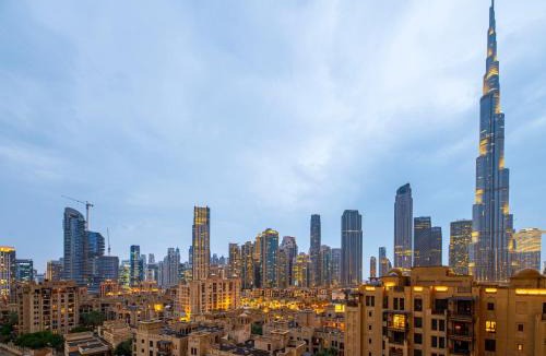 Downtown Dubai Apartment | FIRST CLASS 2BR with full BURJ KHALIFA view