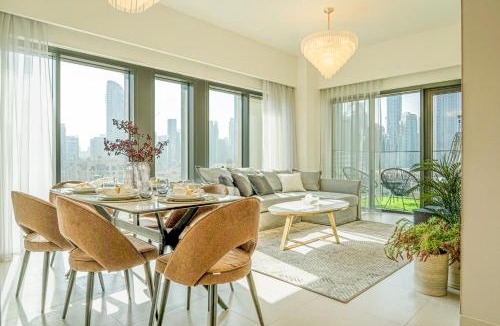 Downtown Dubai Apartment | FIRST CLASS 2BR with full BURJ KHALIFA view