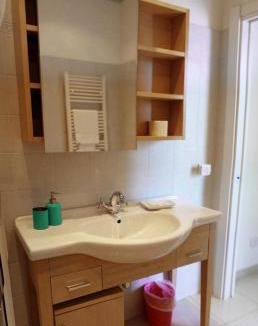Murat Town Bed & Breakfast | Flora Rooms