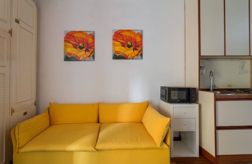 Arenella Apartment | Fontana Home by Dimorra